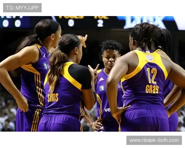 雷速体育下载官网最新版：体育爱好者的必备选择，尽享最热赛事信息